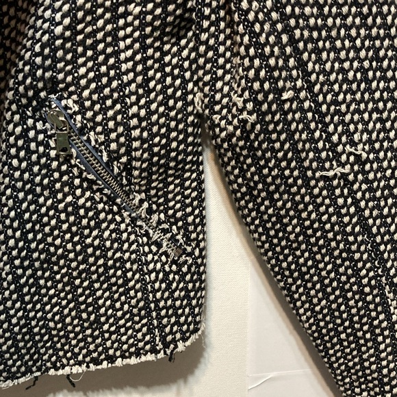 Gap Collarless Frayed Raw Edge Tweed Full Zip Blazer Jacket size 8 EUC! - Picture 12 of 16